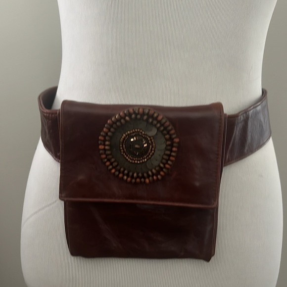 Vintage Lillie Corea Belt Bag - Picture 11 of 12